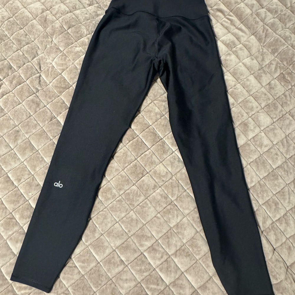 ALO women’s small black Leggings 7/8 length